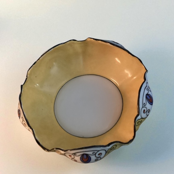 Beautiful Tillowitz Bowl - Picture 2 of 3